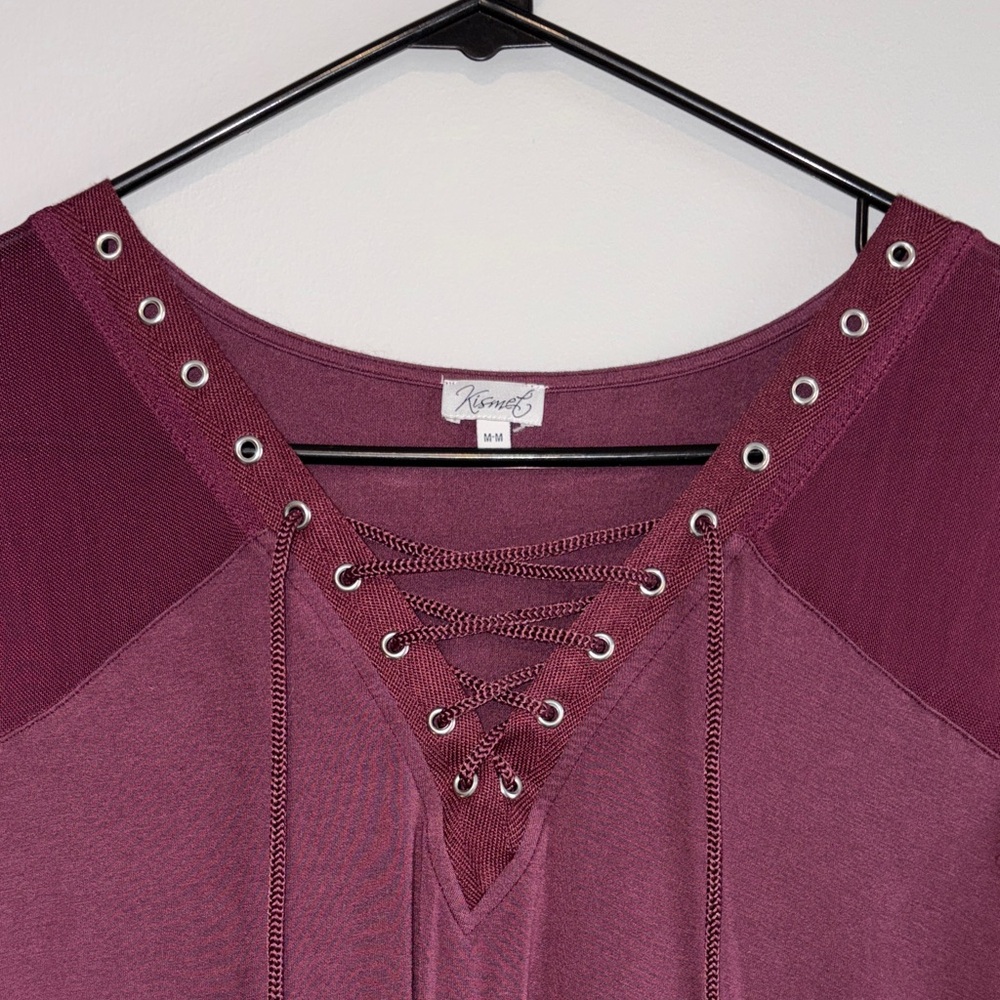 ๐ฅ2/$33๐ฅ Kismet Lace-Up Short Mesh Sleeve Top - Maroon Colour - Picture 4 of 9